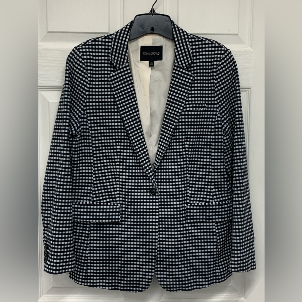 ✨Host Pick✨Banana Republic gingham check blazer sz. 14